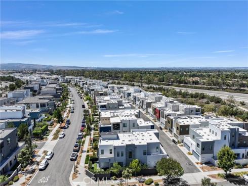 327 Novel , Irvine, CA