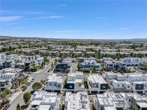 327 Novel , Irvine, CA