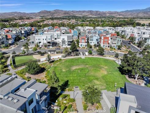 327 Novel , Irvine, CA