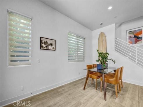327 Novel , Irvine, CA