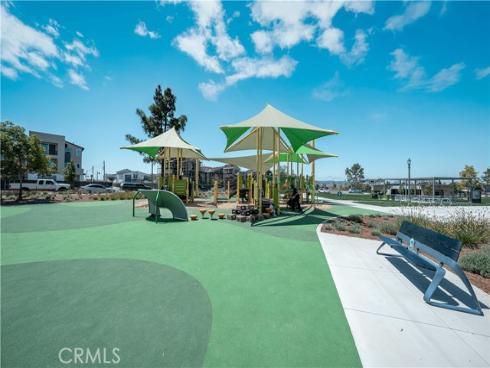 327 Novel , Irvine, CA