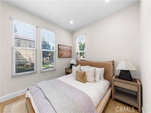 14 Tall Oak , Irvine, CA