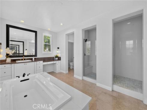 163 Fieldwood , Irvine, CA