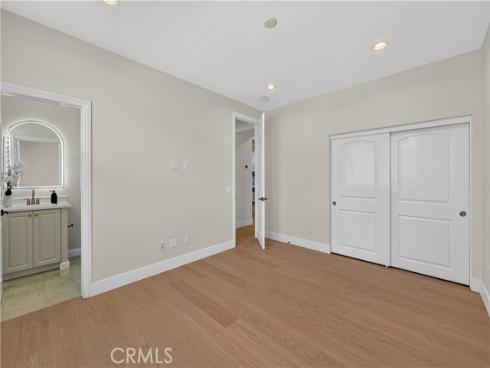 163 Fieldwood , Irvine, CA