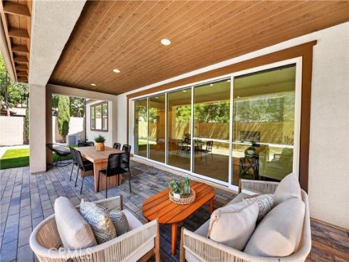 163 Fieldwood , Irvine, CA