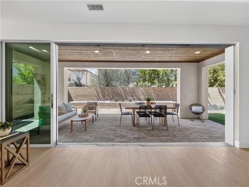 163 Fieldwood , Irvine, CA