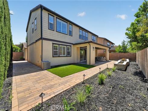 163 Fieldwood , Irvine, CA