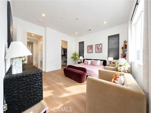 107 Sawbuck , Irvine, CA