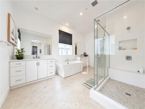 107 Sawbuck , Irvine, CA