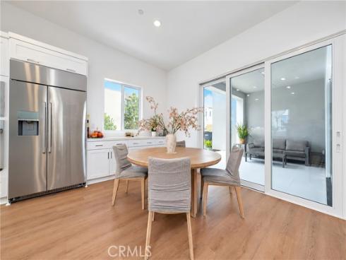 107 Sawbuck , Irvine, CA