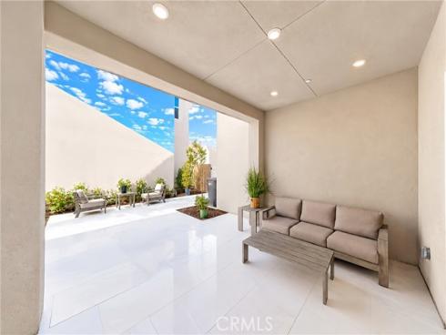 107 Sawbuck , Irvine, CA