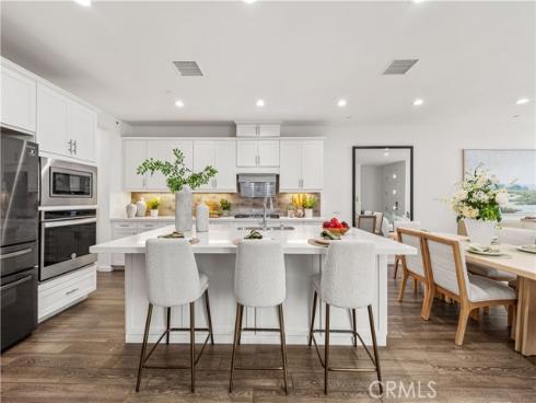 130 Modjeska , Irvine, CA