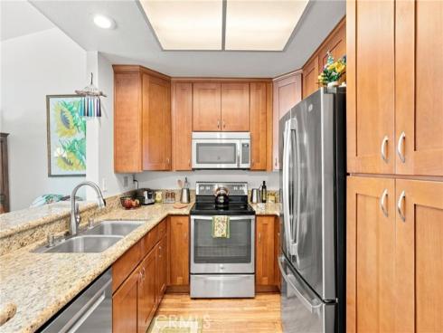 187 Huntington , Irvine, CA