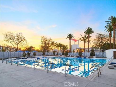 111 Frame , Irvine, CA