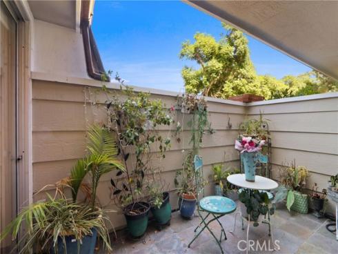 61 W Yale Loop , Irvine, CA