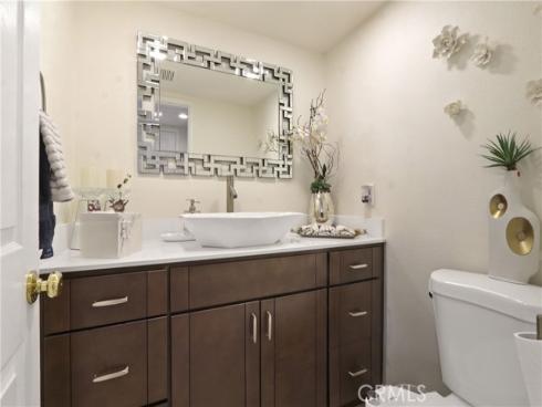 61 W Yale Loop , Irvine, CA
