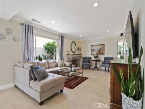 61 W Yale Loop , Irvine, CA