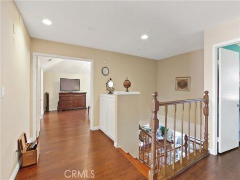 61 W Yale Loop , Irvine, CA