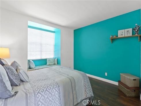 61 W Yale Loop , Irvine, CA