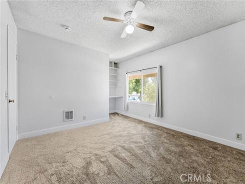 15 Brookfield , Irvine, CA