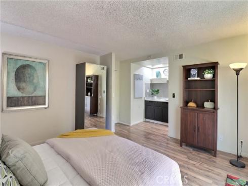 14605 Seron , Irvine, CA