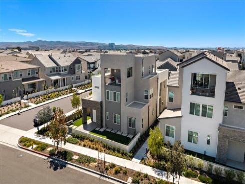 109 Junco , Irvine, CA
