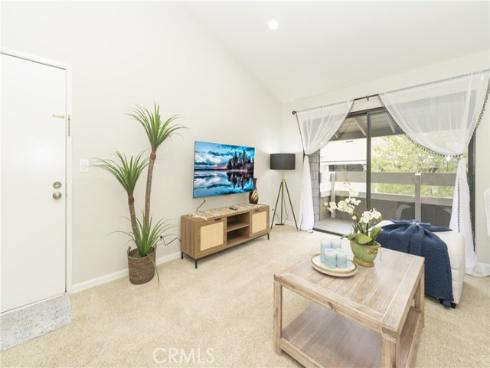 306 Streamwood , Irvine, CA