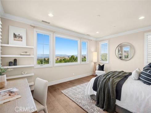 111 Shady Arbor , Irvine, CA