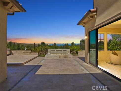 111 Shady Arbor , Irvine, CA