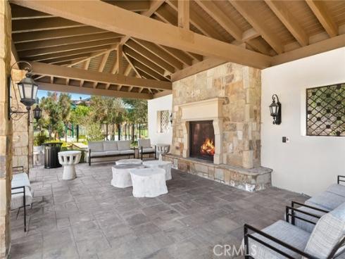 111 Shady Arbor , Irvine, CA
