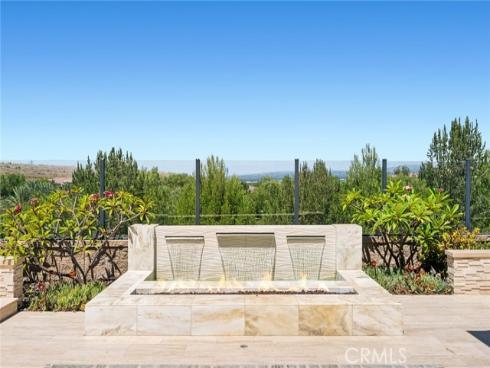 111 Shady Arbor , Irvine, CA