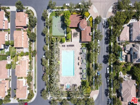 270 Lockford , Irvine, CA