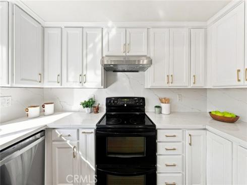 10 Goldenbush , Irvine, CA