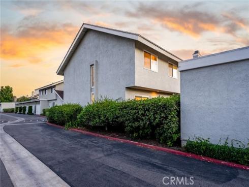 10 Goldenbush , Irvine, CA