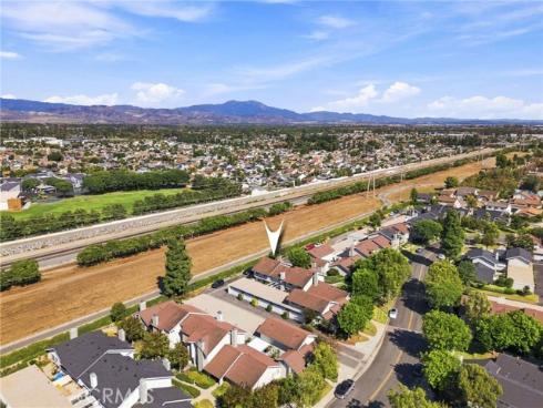 10 Goldenbush , Irvine, CA