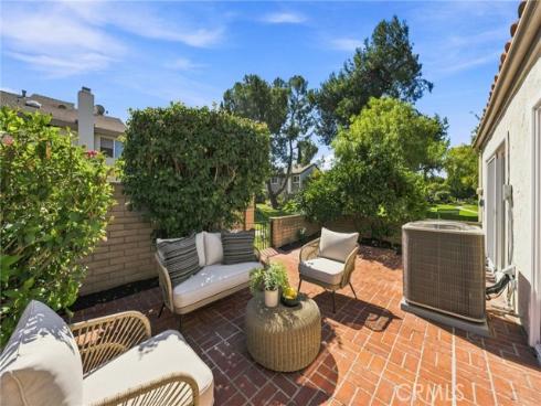 52 Acacia Tree Lane, Irvine, CA