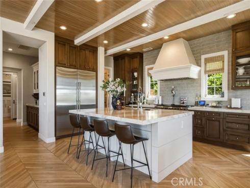100 Boulder Pass , Irvine, CA