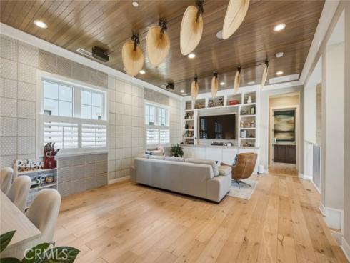 100 Boulder Pass , Irvine, CA