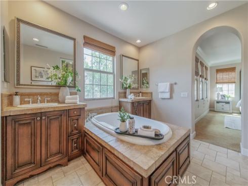 58 Gray Dove , Irvine, CA
