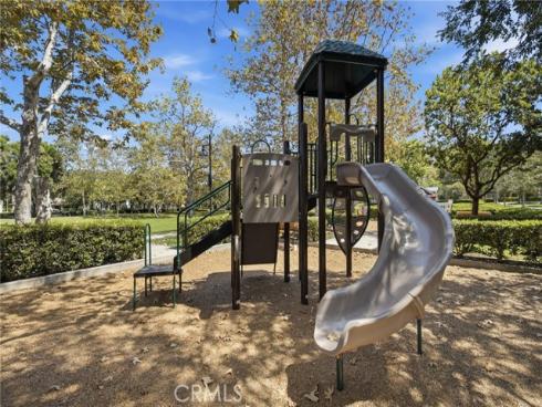 33 Nightshade , Irvine, CA