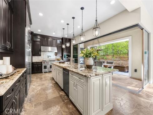 55 Fenway , Irvine, CA