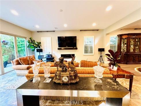 55 Fenway , Irvine, CA