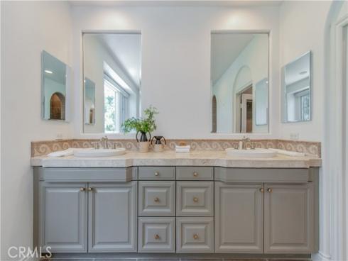 21 Rose Trellis , Irvine, CA
