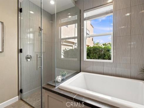 166 Follyhatch , Irvine, CA