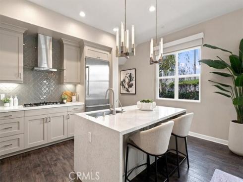 166 Follyhatch , Irvine, CA