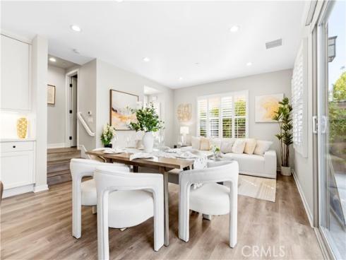 85  Kestrel  , Irvine, CA