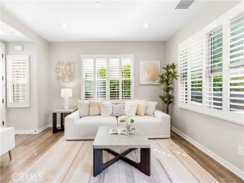85  Kestrel  , Irvine, CA