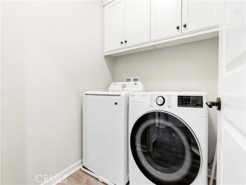 85  Kestrel  , Irvine, CA