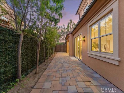 126 Saybrook , Irvine, CA