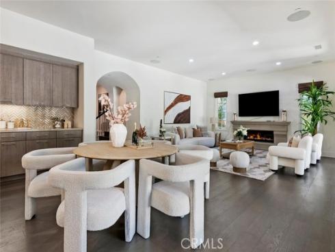 115 Candleglow , Irvine, CA